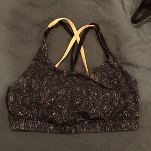 Lululemon sports bar